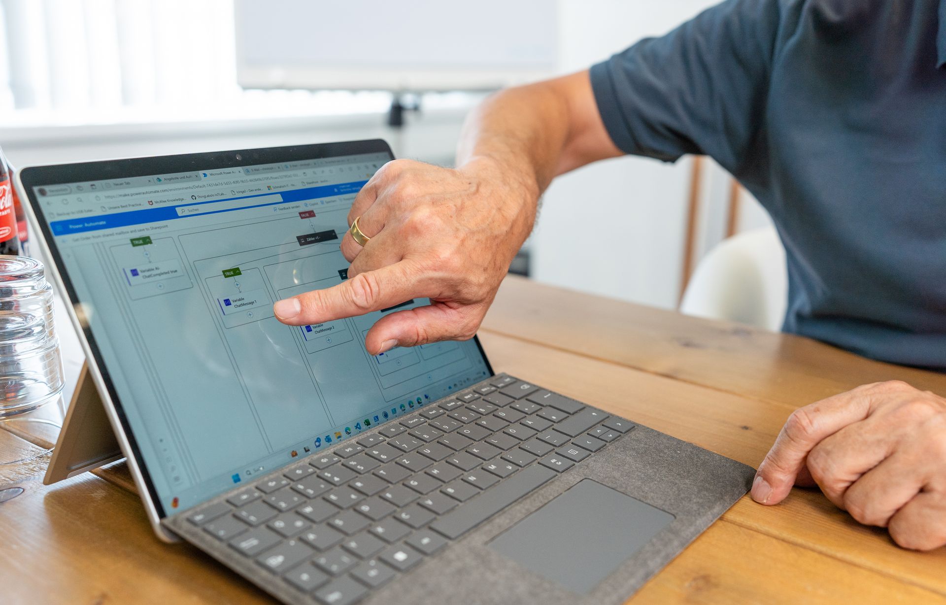 Blick auf einen eingerichteten Ablauf am Notebook